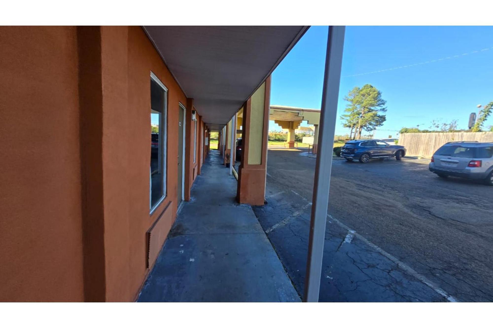 Diamond Inn Motel By Oyo Jackson Hwy 80- I-20 Εξωτερικό φωτογραφία